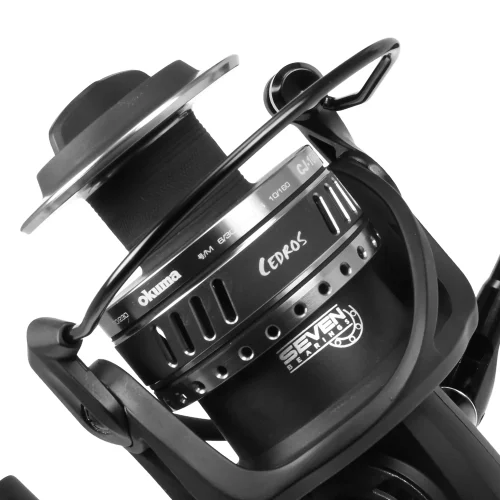 Carrete Okuma Cedros